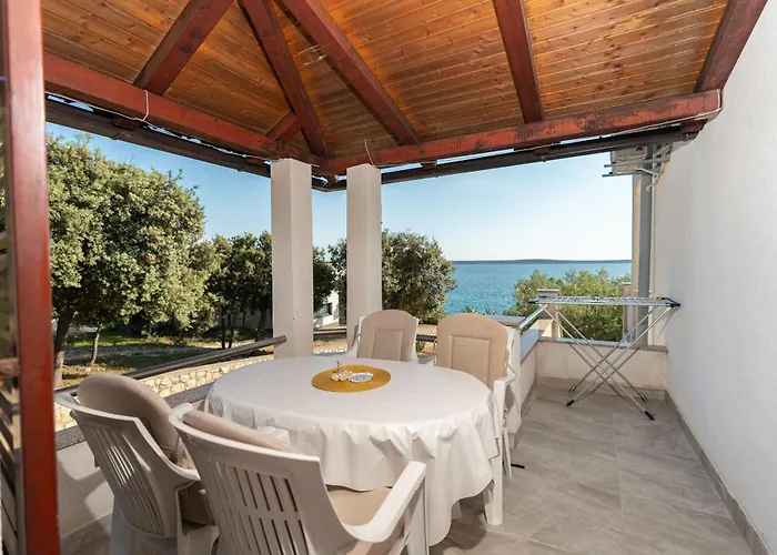 Appartement Uga Mandre