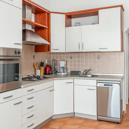 Apartament Uga Mandre