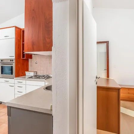 Apartament Uga Mandre