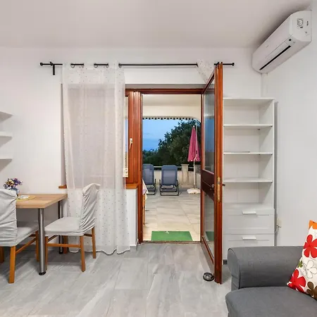 Uga Apartment